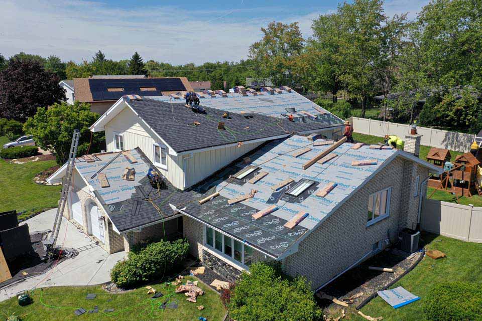 Top Roofing Services Contractor in Chicago, IL